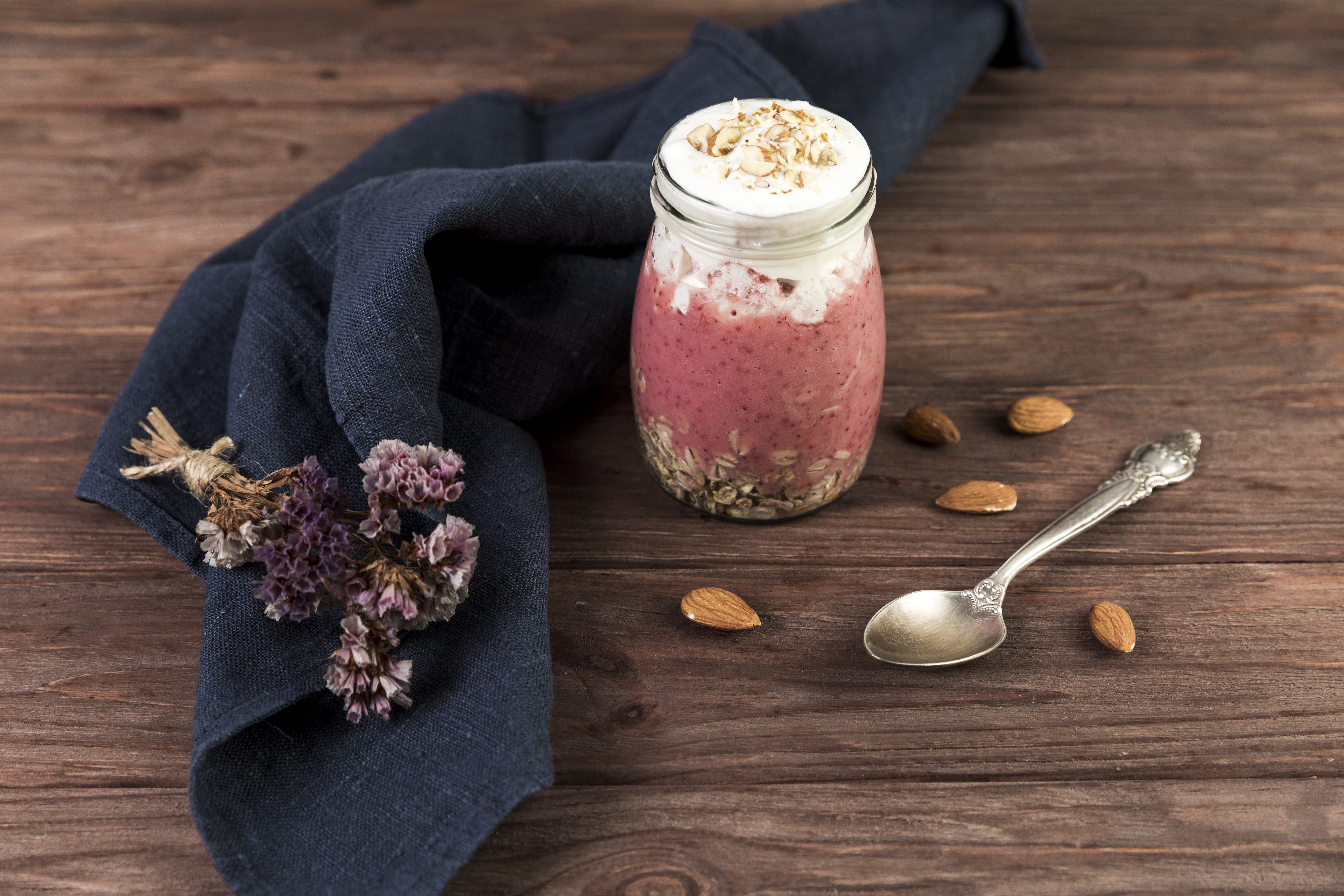 top-view-smoothie-wooden-table